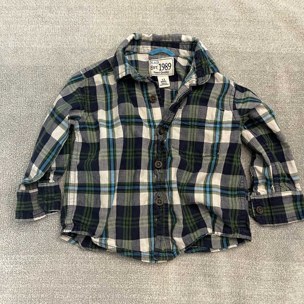 1989 Place Navy and Green Plaid Button-Down Shirt